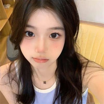 拍卖会上我惊艳全场